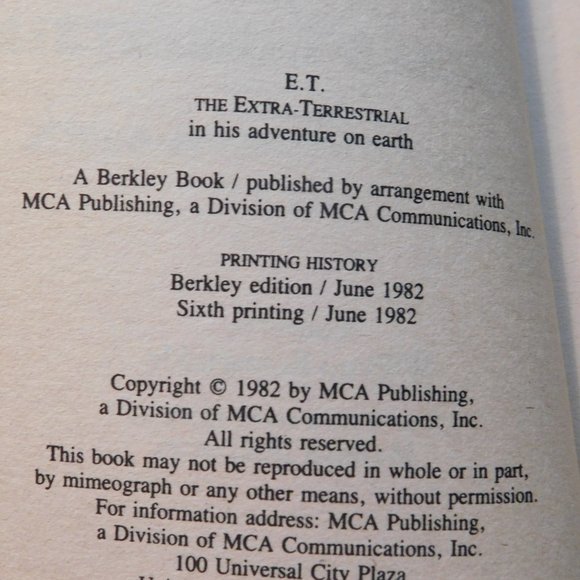 E.T. The Extra-Terrestrial 1982 Paperback Book - Picture 4 of 4